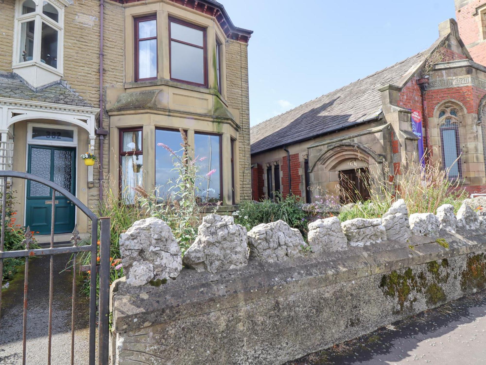 382 On The Bay Apartment Morecambe Bagian luar foto